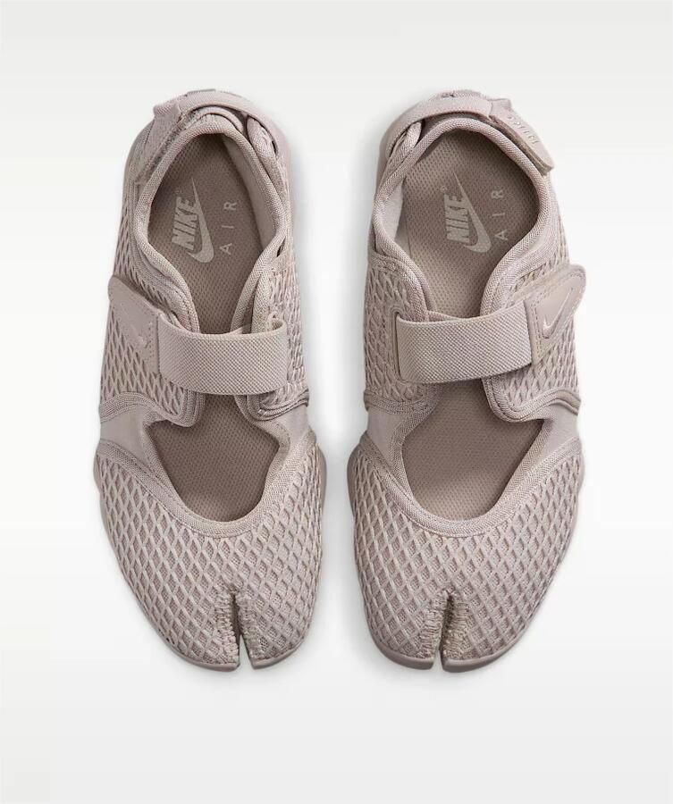 Nike Air Rift Lace Sneaker - Foto 4