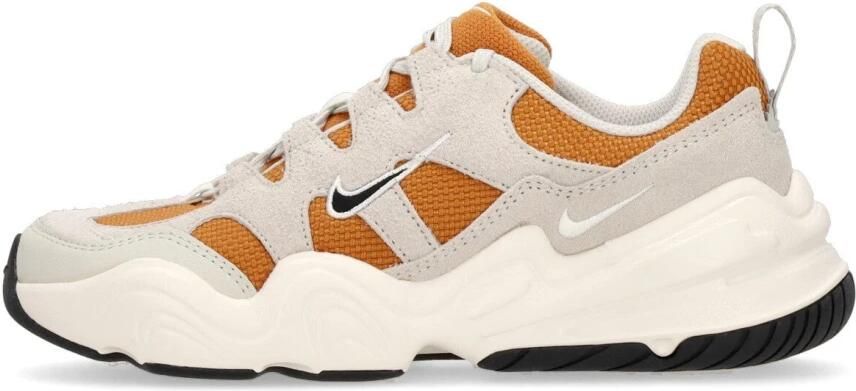 Nike Lage Sneaker met Geborduurde Swoosh