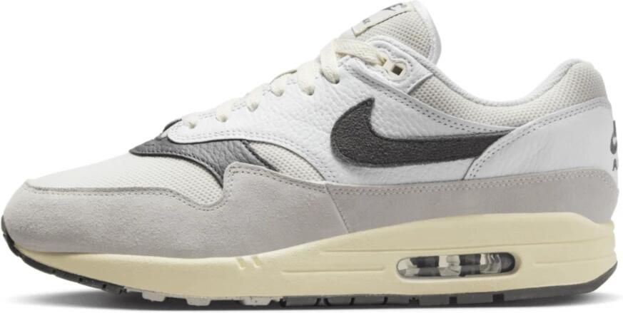 Nike Licht Beige IJzer Grijs Sneakers