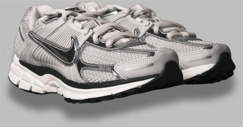 Nike Sneakers Zoom Vomero 5 Photon Dust Metallic Silver - Foto 2