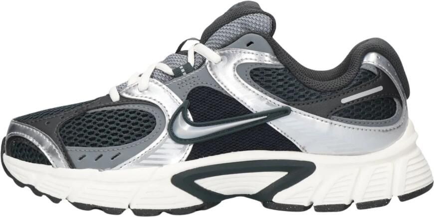 Nike V5 RNR damesschoenen met accenten met reflecterend design Groen