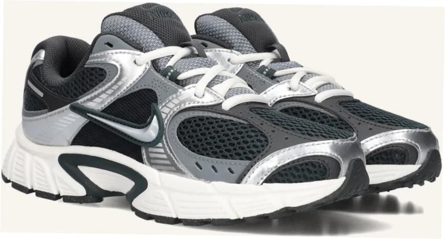 Nike V5 RNR damesschoenen met accenten met reflecterend design Groen - Foto 2