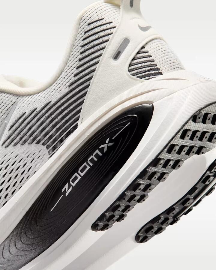 Nike Vomero 18 - Foto 7