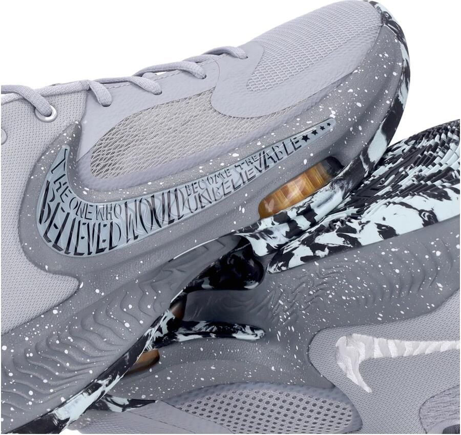 Nike Zoom Freak 4 Hoge Sneaker