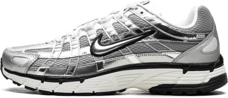 Nike Sneakers P-6000 Metallic Silver