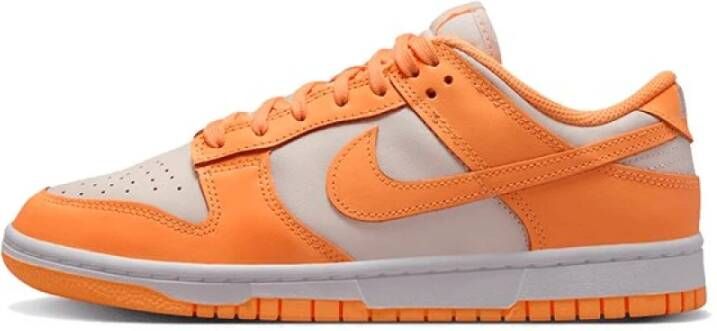 Nike Peach Cream Dunk Low Stijlvolle en veelzijdige sneakers Orange Dames