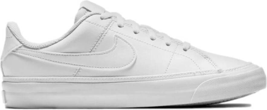 Nike Sneakers met logodetail model 'Court Legacy'