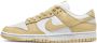 Nike Dunk Low Retro Bttys Basketball Schoenen white team gold wolf grey white maat: 40.5 beschikbare maaten:40.5 41 42 43 44.5 45 46 47.5 - Thumbnail 2