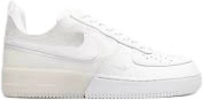 Nike Stijlvolle Sneakers met Synthetisch Leer Wit Heren