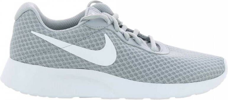 Nike Tanjun Sneakers Grijs Dames - Schoenen.nl