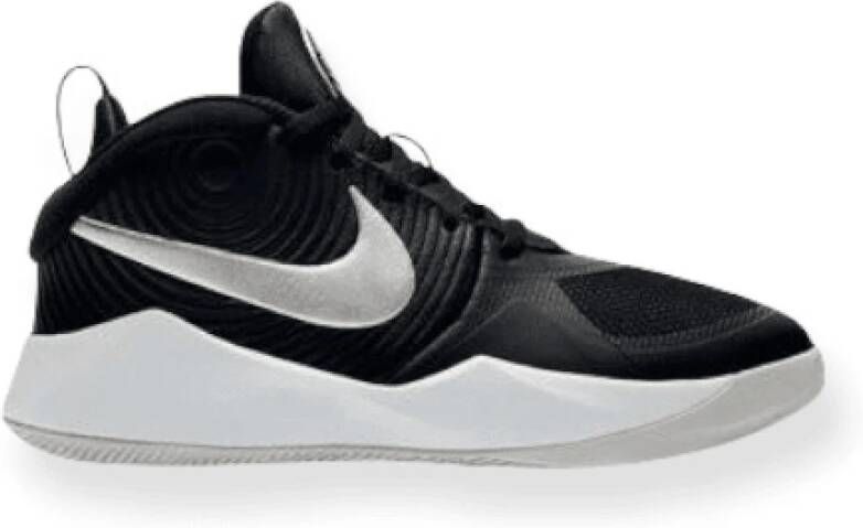 Nike Team Hustle D 10 (Gs) Black Metallic Silver-Volt-White Basketballshoes grade school CW6735-004 - Foto 4
