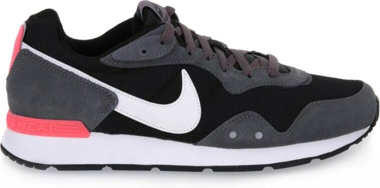 Nike Venture Runner Schoenen Zwart Heren