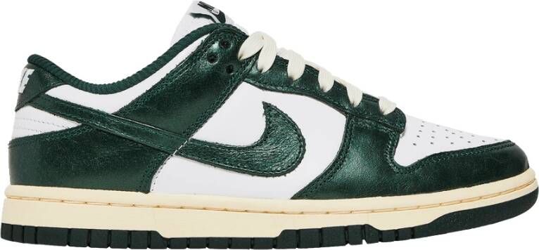 Nike Vintage Groene Sneakers voor Vrouwen