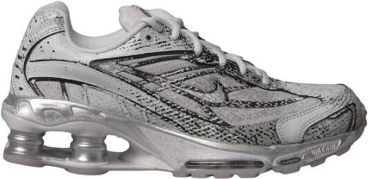 Nike Witte Sneakers Metallic Platinum Zwart Goud