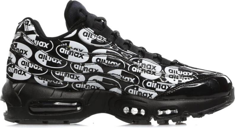 Nike Zwarte lage schoen met premium stijl