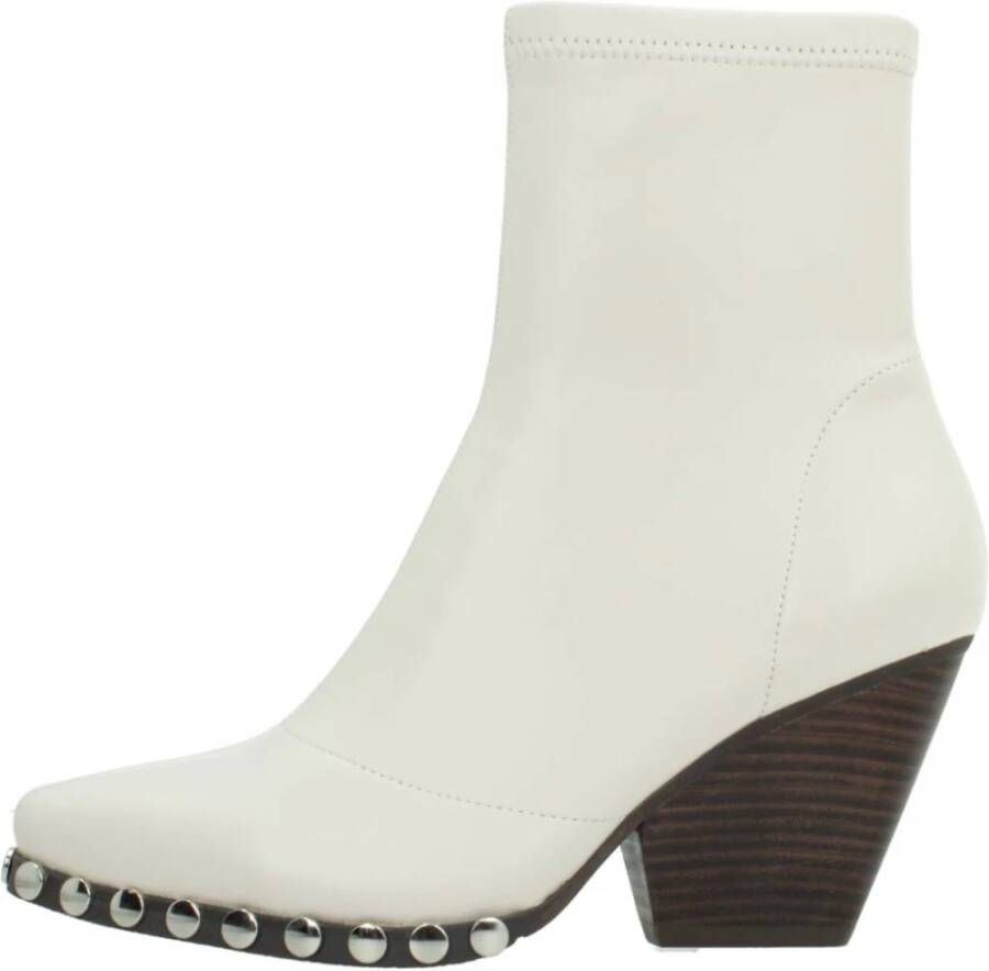 Noa Harmon Ankle Boots