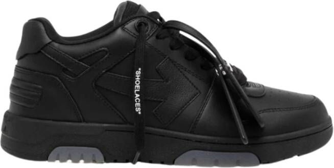 Off-White Low-Top Sneakers Out Of Office Sneaker Zwart in zwart