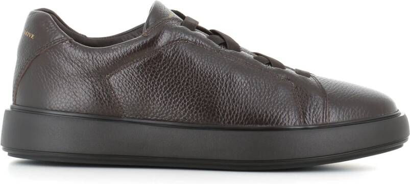 Officine Creative Ebony Leren Sneakers met Elastische Kruisingen