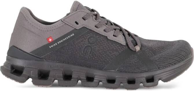 On Running Blauwe Sneakers voor een stijlvolle look