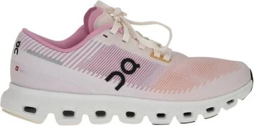 On Running Roze Sneakers met Cloud 6 Technologie
