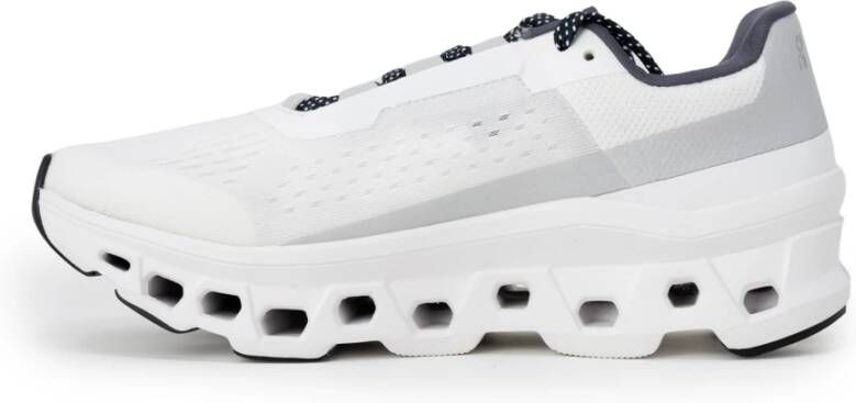 ON Running Witte Sneakers met Stoffen Materiaal en Rubberen Zool White