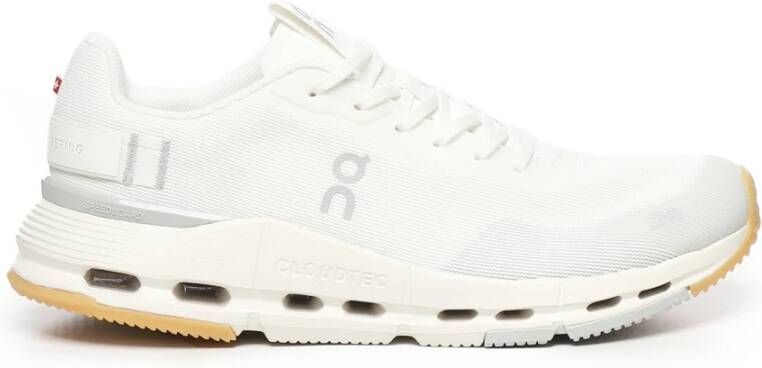 ON Running Cloudnova Wit Prestaties Schoenen White