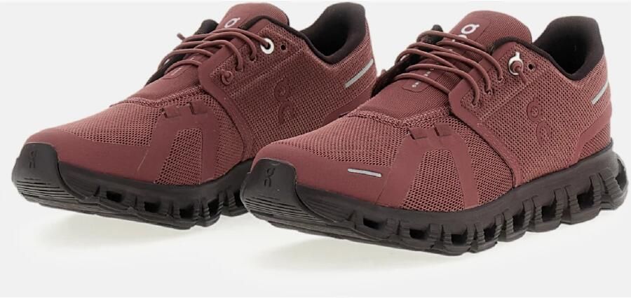 On Women's Cloud 6 Sneakers rood