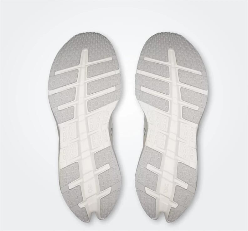 On Women's Cloudrunner 3 Wide Hardloopschoenen grijs - Foto 4