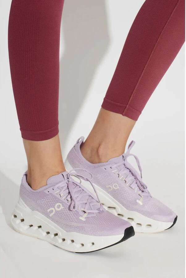 On Women's Cloudsurfer Max Hardloopschoenen oranje ivory - Foto 4