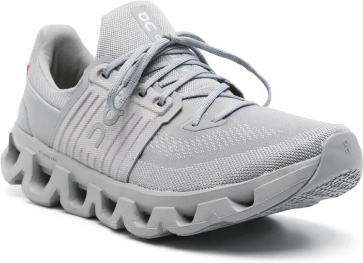 On Running Cloudswift Frost Sneaker