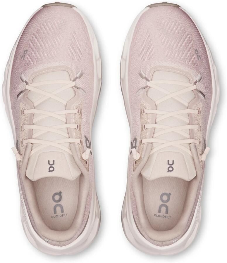 On Running CloudTilt Lichtroze Sneakers
