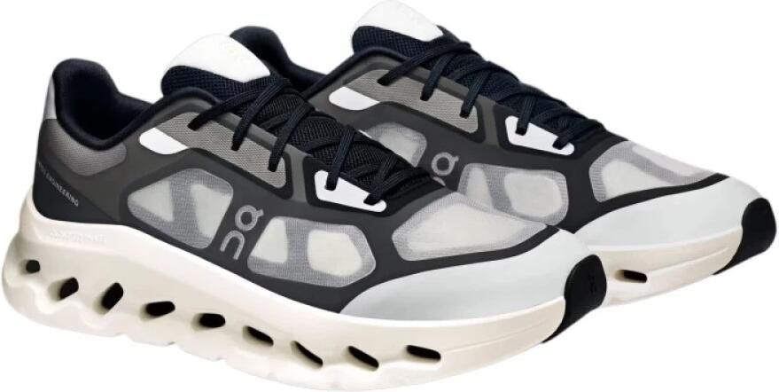 ON Cloudtilt Remix Sneakers Black Ivory Zwart Wit Cloudtilt Lifestyle Heren Sneakers voor Mannen