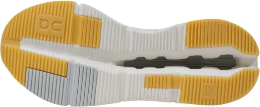 ON Running Sneakers CLOUDNOVA FORM 2 3WE30170924-WHITE IVORY