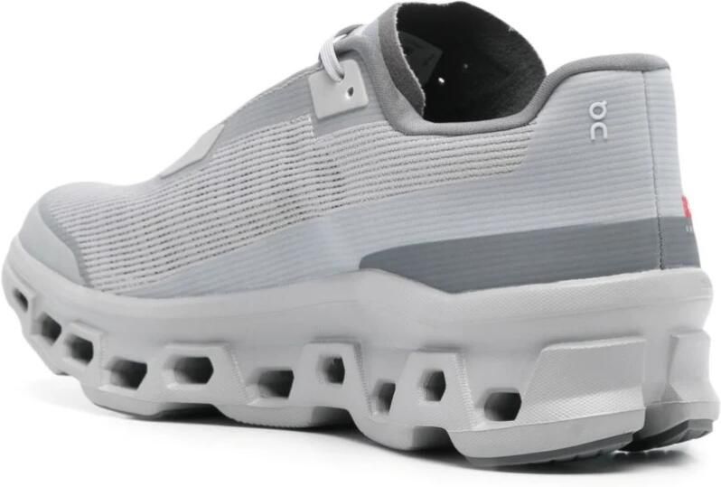 On Running Grijze Veterschoenen met 4 cm Hak