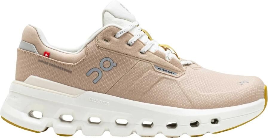 On Women's Cloudrunner 2 Waterproof Hardloopschoenen beige