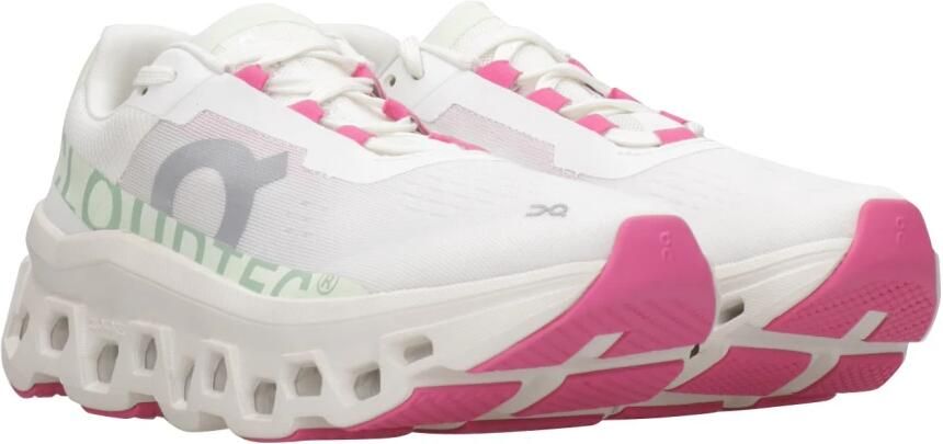 On Running Mesh Sneakers met CloudTec Demping