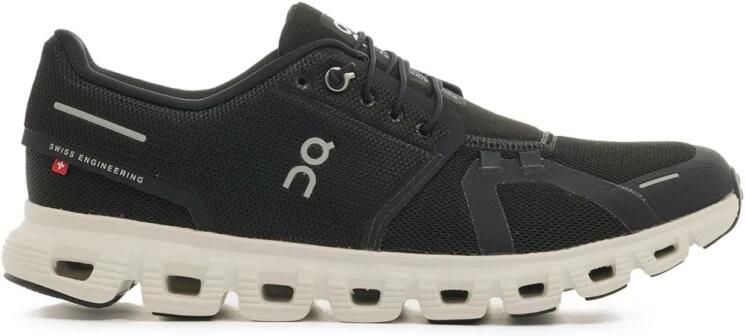 On Running ON Sneakers