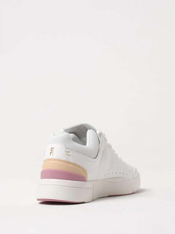 On Running Roger Clubhouse Leather Sneaker