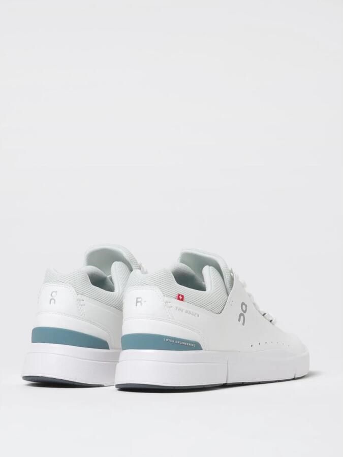 On Sneakers laag 'The Roger Advantage'