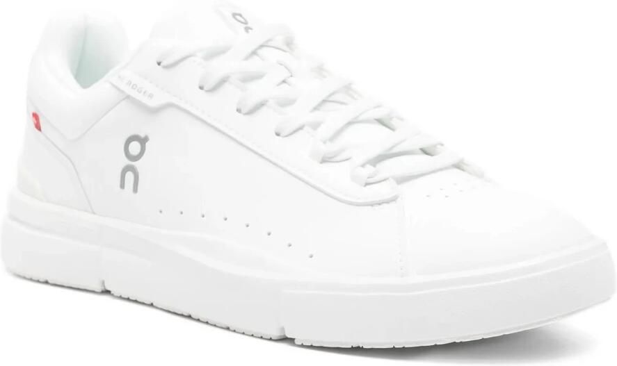 On Running Witte Roger Advantage Hardloopschoenen