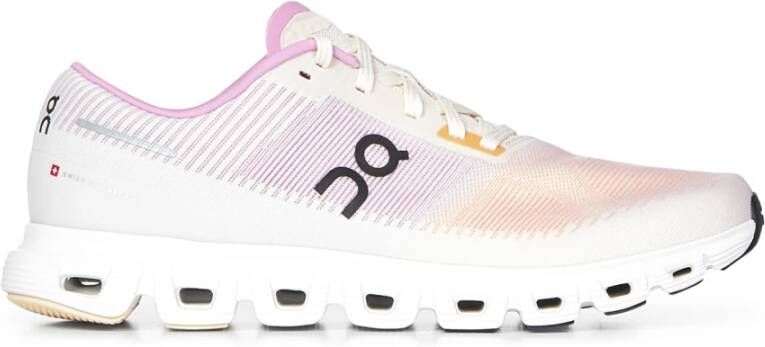 On Running Oranje Sneakers met Speedboard Technologie