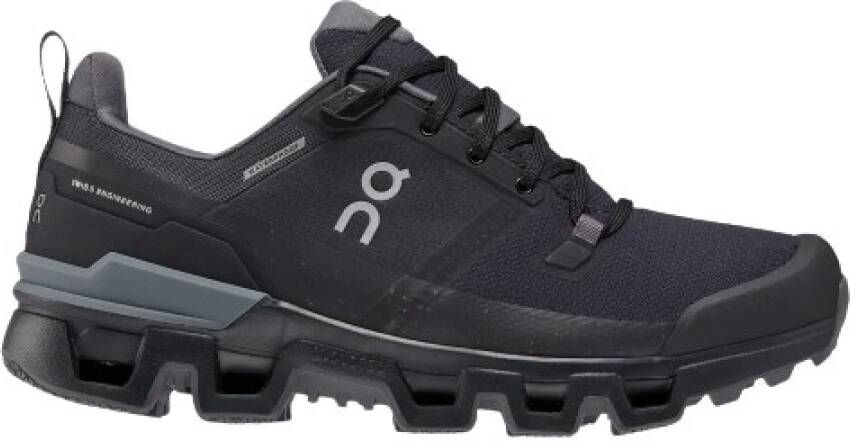 ON Running Zwarte platte schoenen voor outdoor trekking Black Dames