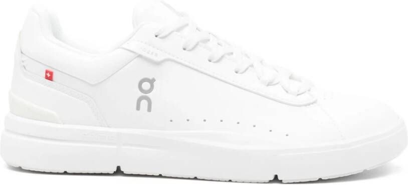 On Running Witte Roger Advantage Hardloopschoenen