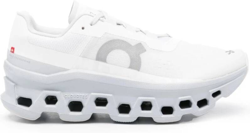 On Running Witte Sneakers met Maximale Demping en Energie Terugkeer