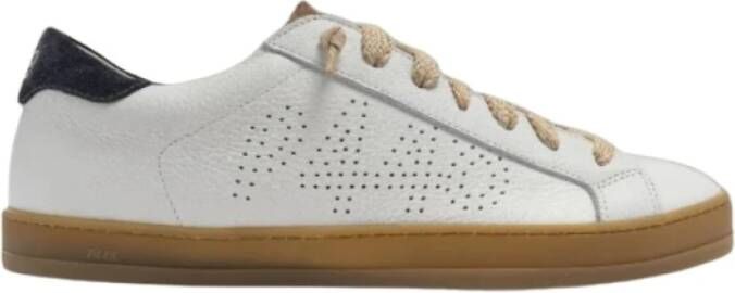 P448 Witte sneakers met karamelzool