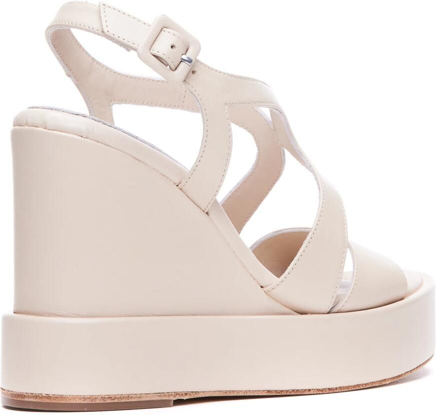 Paloma Barceló Beige Sleehak Sandalen met Gesp