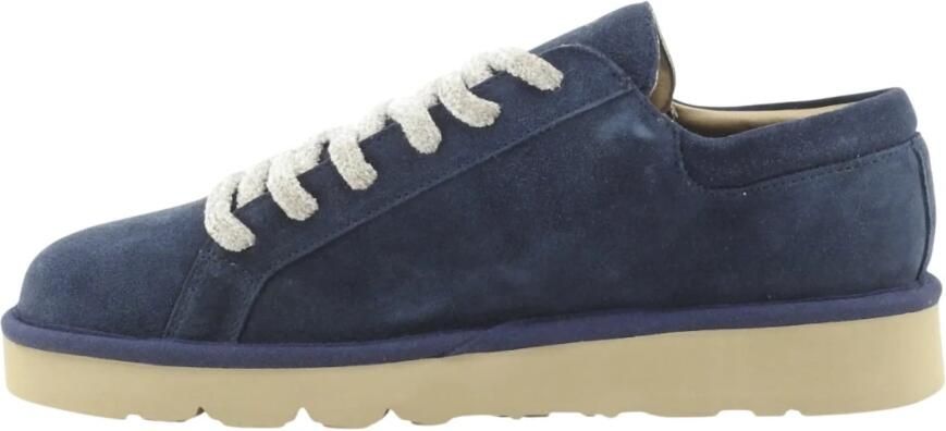 Panchic Sneaker