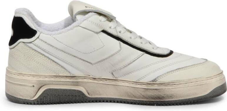 Pantofola d'Oro Vintage Effect Schoenen in Wit Zwart