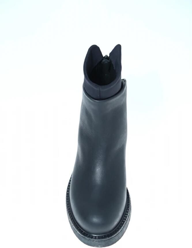 Patrizia Bonfanti Anfibio Enkelboot