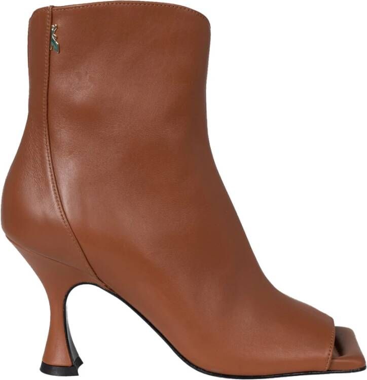 Patrizia Pepe Elegante Instaplaarzen met Vierkante Neus
